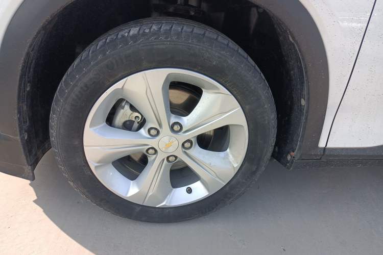 Used Chevrolet Menlo 2023 Star Enjoyment Version Plus Left Front Wheel Hub