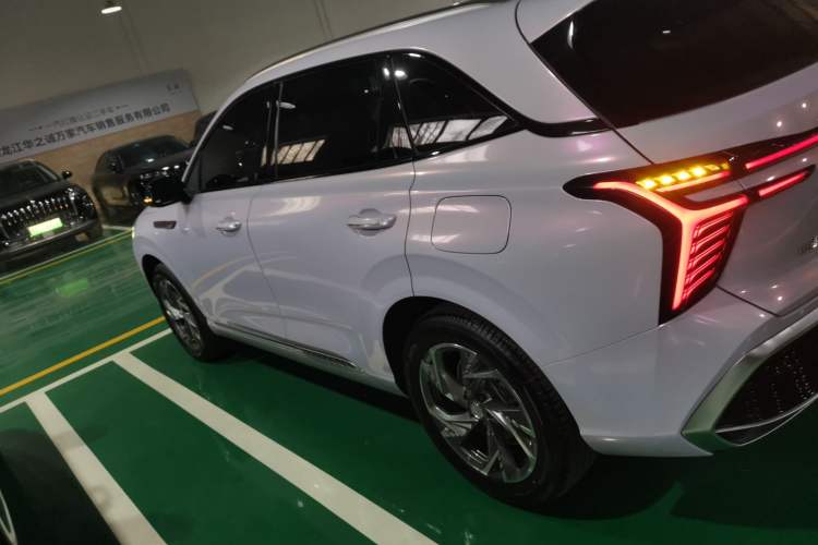 Used Hongqi HS3 PHEV 2024 PHEV 115km Jingwei Edition
