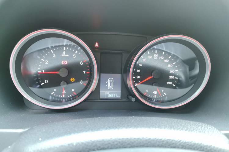 Used Haval M6 2017 1.5T Manual Two-Wheel Drive Urban Version Instrument Cluster