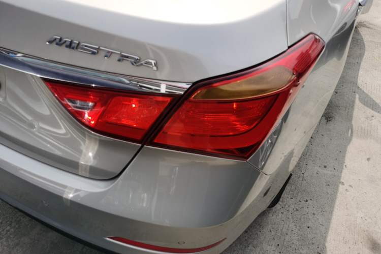 Used Hyundai Mistra 2014 1.8L Automatic Smart GLS Exterior 3