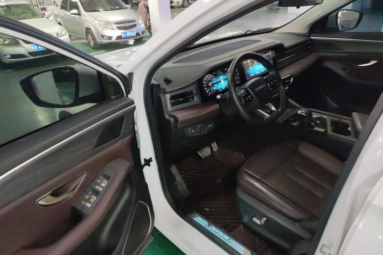 Used JETOUR X90 PLUS 2024 1.6TD DCT Villa 7-Seater
