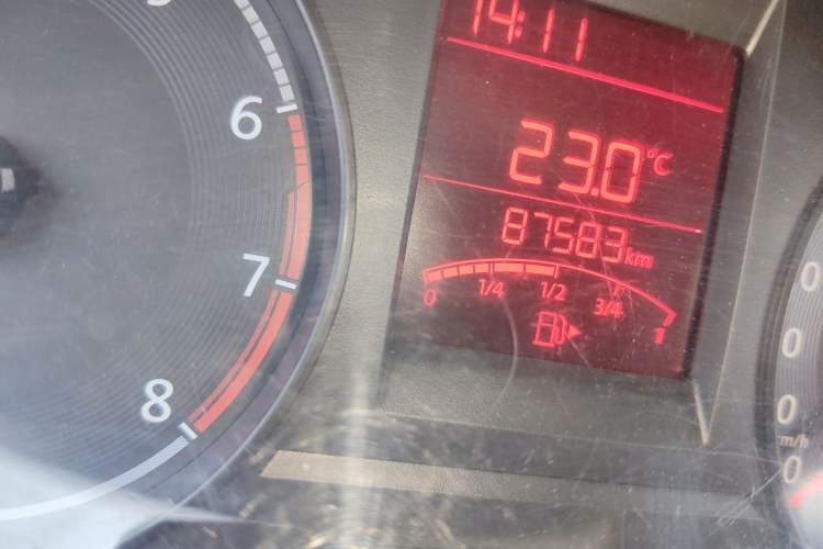 Used Volkswagen Santana 2018 1.5L Manual Fashion Edition Odometer Close Up