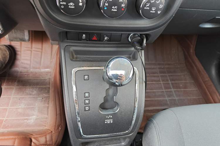 Used Jeep Patriot 2014 2.4L Sport Edition
