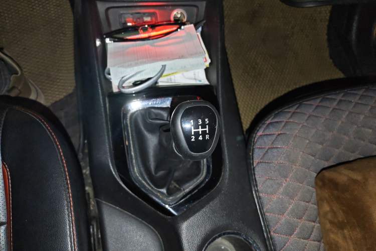 Used Soueast DX3 2016 1.5L Manual Flagship Version