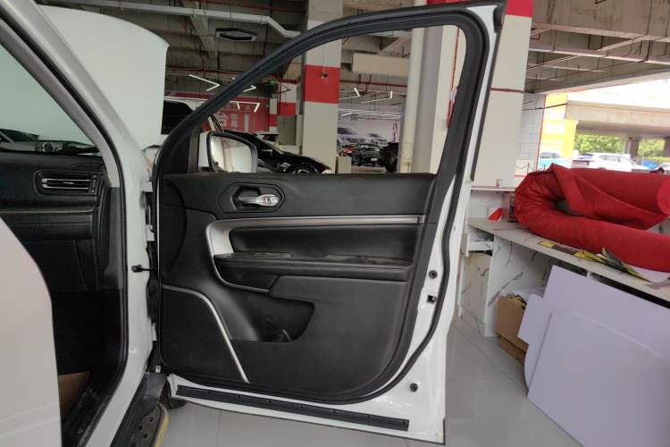 Used Jeep Grand Commander 2020 2.0T Two-Wheel Drive Leading Edition