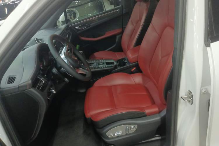 Used Porsche Macan 2021 Macan 2.0T