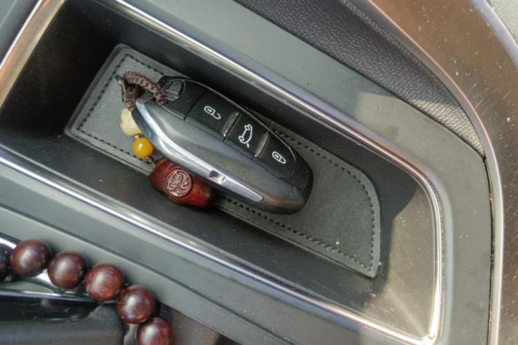 Used Peugeot 5008 2017 380THP 7-Seater Boundary-Free Edition Vehicle Key