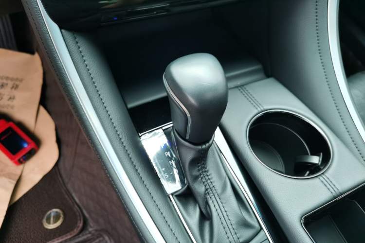 Used Toyota Avalon 2023 2.5L Luxury Edition
