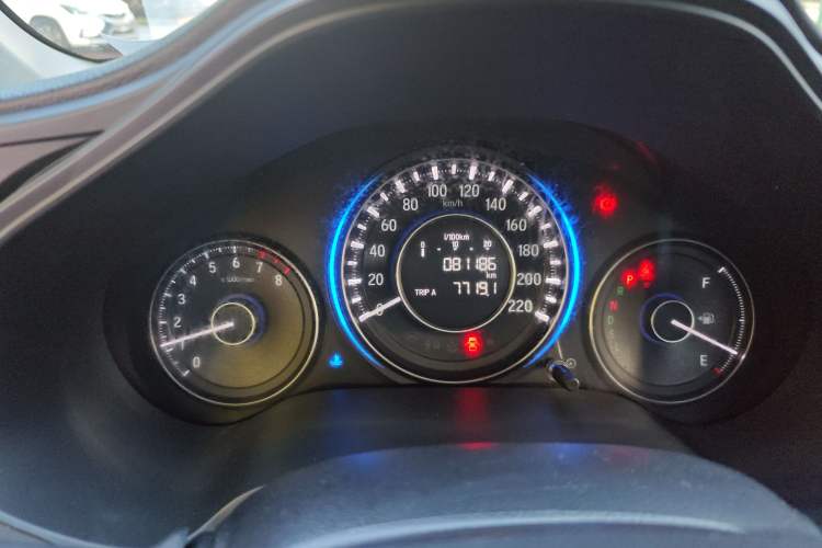 Used Honda Crider 2016 1.8L CVT Luxury Edition
