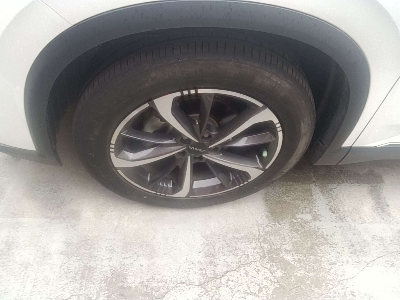 Dongfeng Aeolus Mage 2023 1.5T Luxury Edition — снимка 10