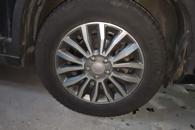 Used Haval H6 2015 Sport Edition 1.5T Automatic Two-Wheel Drive Luxury Model
