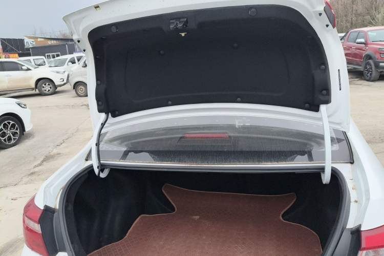 Used Geely Auto Vision 2019 Upgraded Model 1.5L CVT Luxury Version China VI Standard