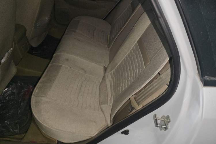 Used Buick Excelle 2015 1.5L Automatic Classic Model
