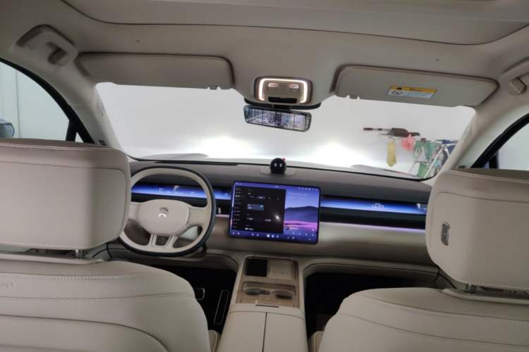 Used Nio ES8 2026 Model 6-seat Executive Luxury Edition Center Console