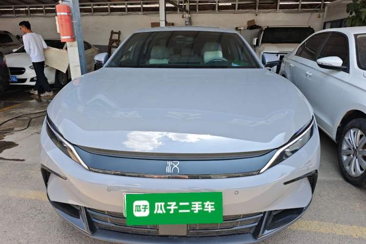 Used BYD Han 2025 DM-i Smart Drive 125KM Elite Model Front