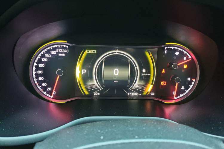 Used Kia Sportage R 2018 2.0L Automatic Smart Luxury Version China V Standard Instrument Cluster