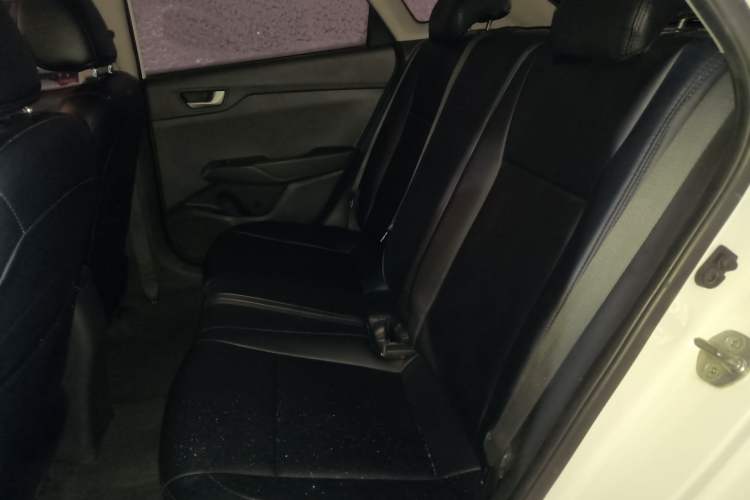 Used Hyundai Verna RV 2017 1.4L Automatic Cool Edition GLS China V Emission Standard
