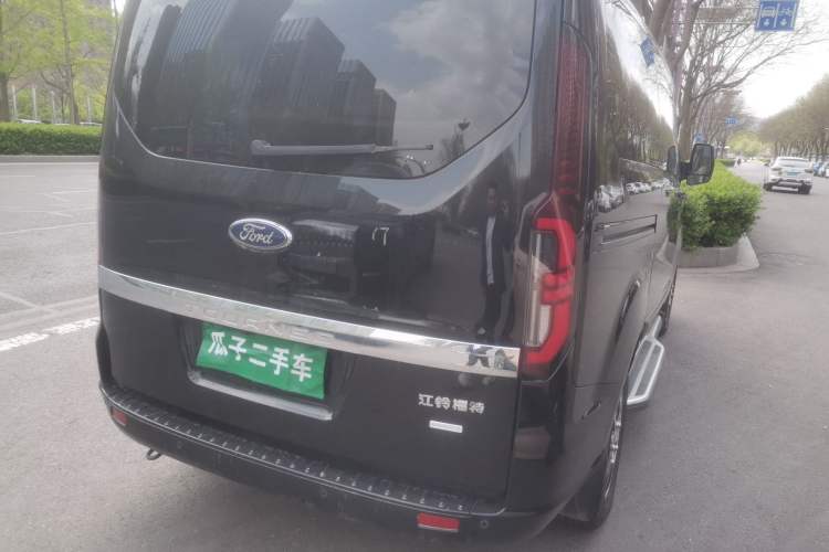 Used Ford Tourneo Custom 2023 2.0T Automatic Comfort Edition Rear Right 45 Deg