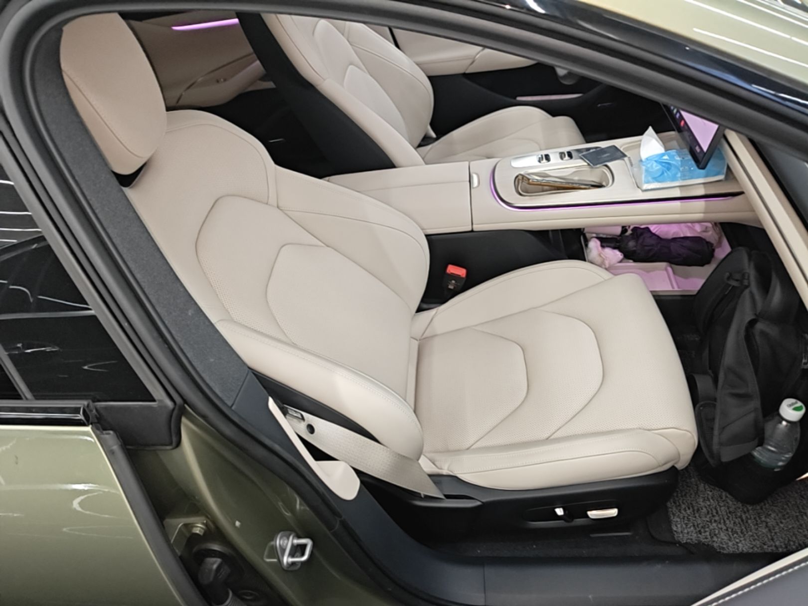 Xiaomi Auto SU7 2024 Rear-Drive Ultra-Long Range Advanced Pro-Level Intelligent Driving Version — снимка 19