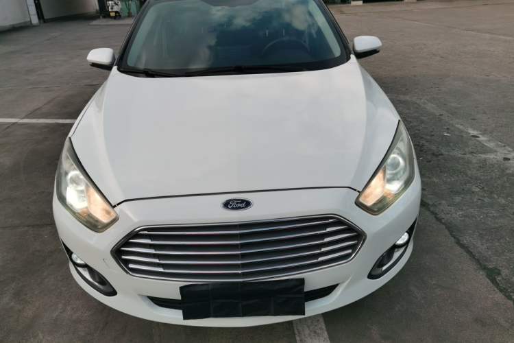 Used Ford Escort 2019 Revised Version 1.5L Manual Quality Enjoyment Type China VI Standard