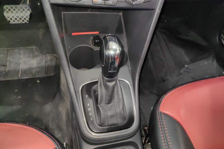 Used Volkswagen Polo 2016 1.4L Automatic Trendy Model
