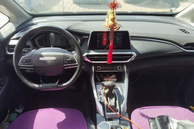 Used SAIC MAXUS G50 2020 1.5T Automatic Elite Edition Audio And AC Panel