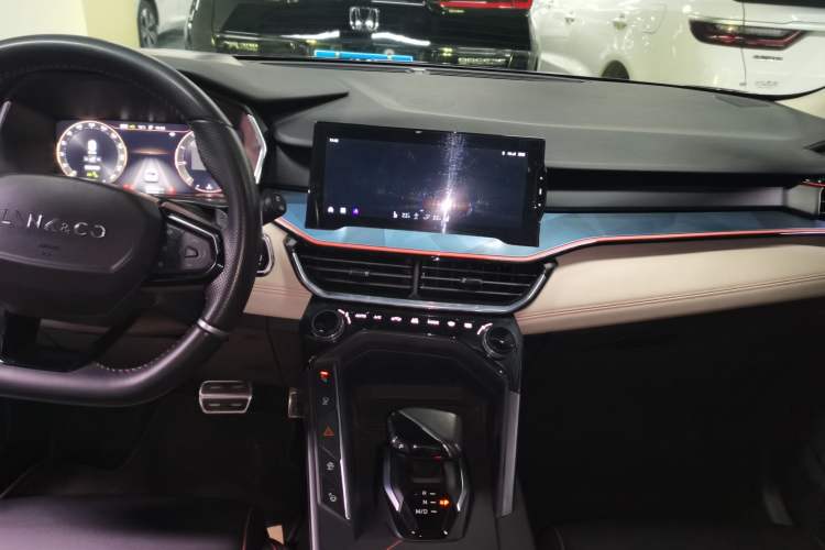 Used Lynk & Co 06 2020 1.5T YAO Halo
