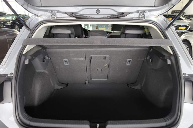 Used Volkswagen Golf 2021 280TSI DSG Pro First Edition Trunk