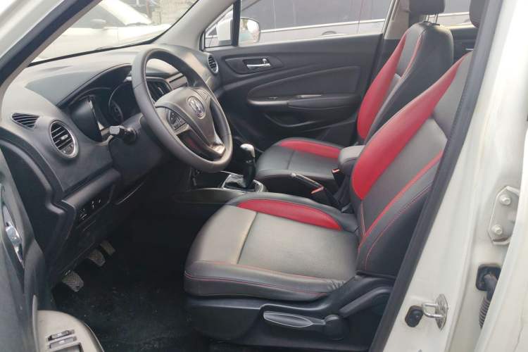 Used CHANGAN CS15 2016 1.5L Manual Fashion Edition
