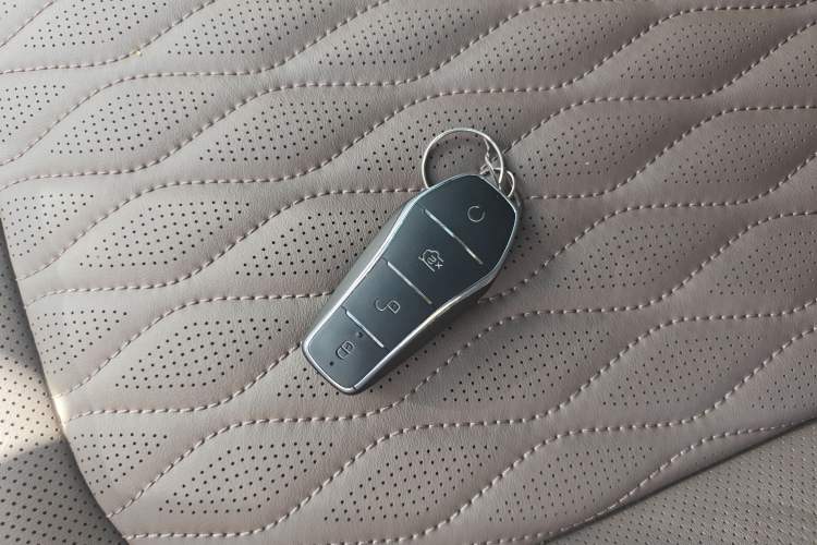 Used BYD Han 2023 EV Champion Edition 605KM Front-Drive Premium Model Vehicle Key