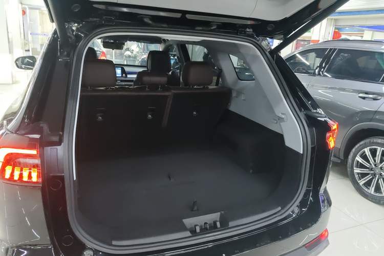 Used Chery Tiggo 8 PRO 2024 Champion Edition 290T Two-Wheel Drive Peak Version 5 Seats