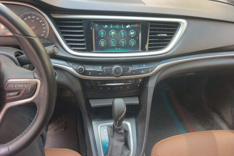 Used Buick GT 2019 18T Automatic Connected Flagship Version China V Standard Audio And AC Panel