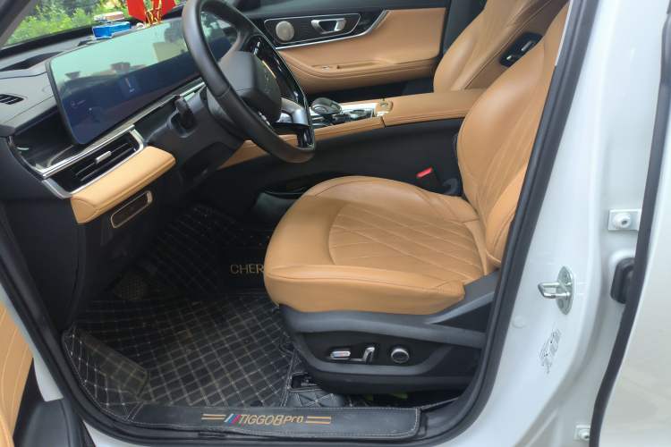 Used Chery Tiggo 8 PRO 2024 Champion Edition 390T Two-Wheel Drive Peak Version 7 Seats
