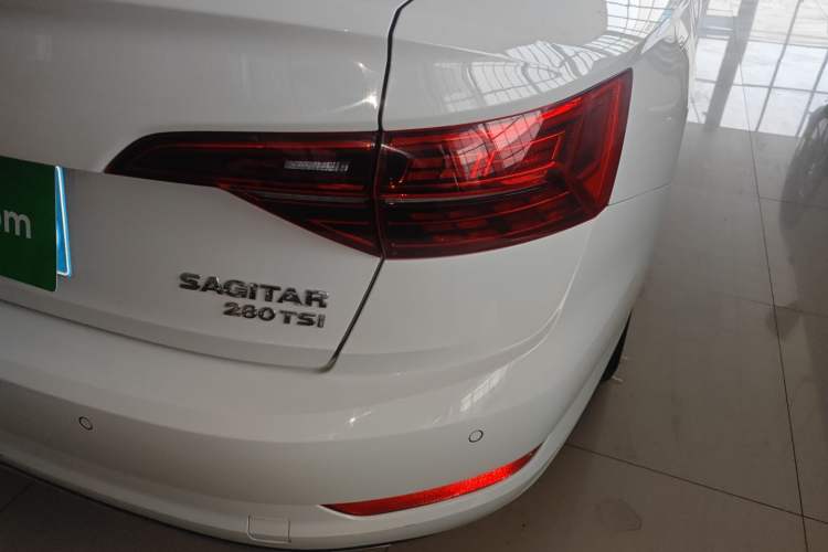 Used Volkswagen Sagitar 2022 280TSI DSG Flyover Edition

