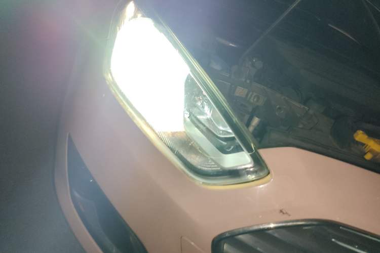 Used Ford Escort 2015 1.5L Automatic Fashion Model