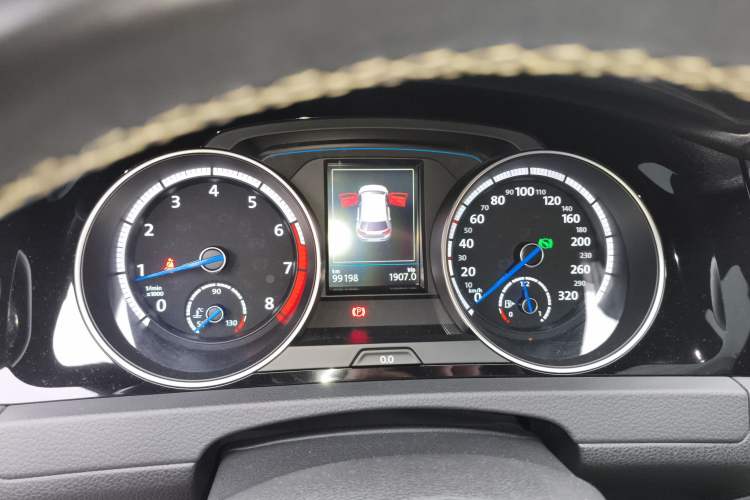 Used Volkswagen Golf 2017 2.0TSI R