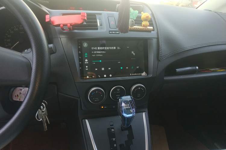 Used Mazda 5 2013 2.0L Automatic Luxury Edition Audio And AC Panel