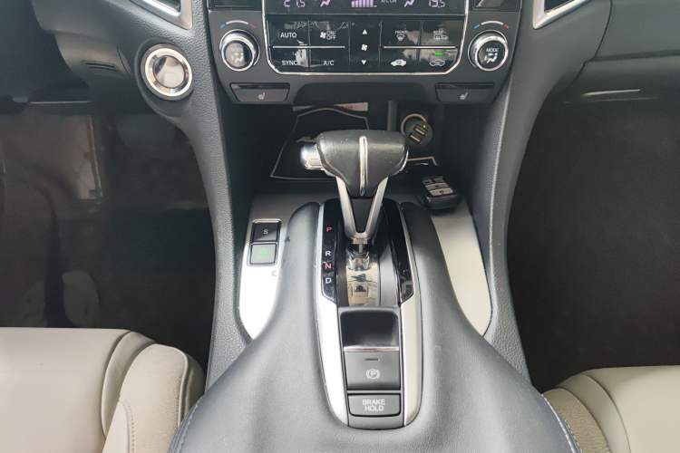 Used Honda Avancier 2017 240TURBO Two-Wheel Drive Premium Edition
