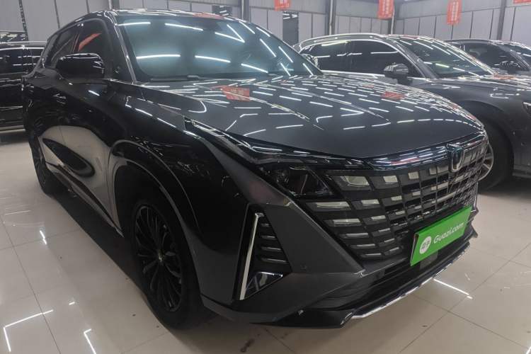 Used CHANGAN UNI-Z New Energy 2024 Blue Whale Smart Electric iDD 125km Leading Model
