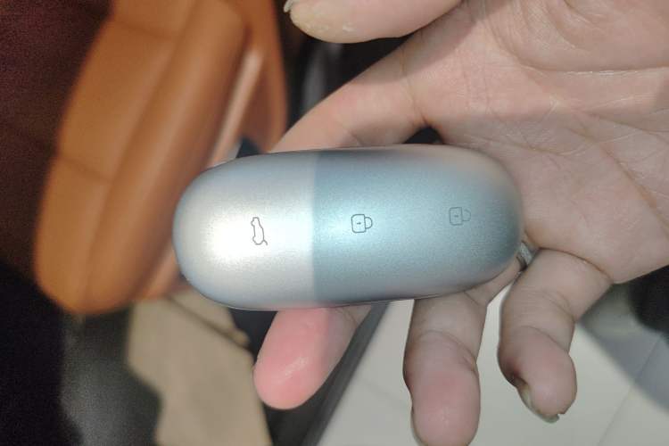 Used Li Auto L8 2025 Max Smart Refresh Edition Vehicle Key