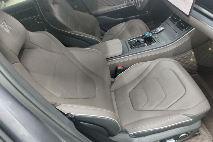 Used BYD Han 2022 EV Genesis Edition 610KM All-Wheel Drive Premium Model Right Front Seat