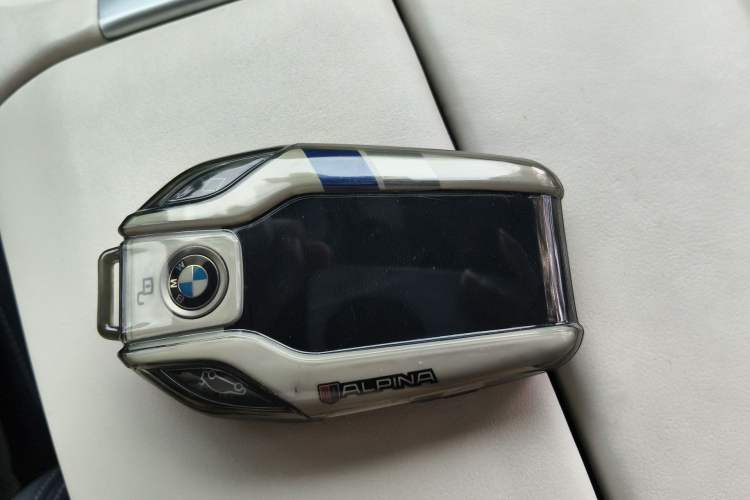 Used BMW X7 2020 xDrive40i Luxury Package with Leading Features Vehicle Key