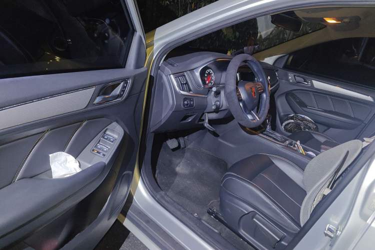 Used Roewe RX5 2020 20T Automatic 4G Connected Million Edition