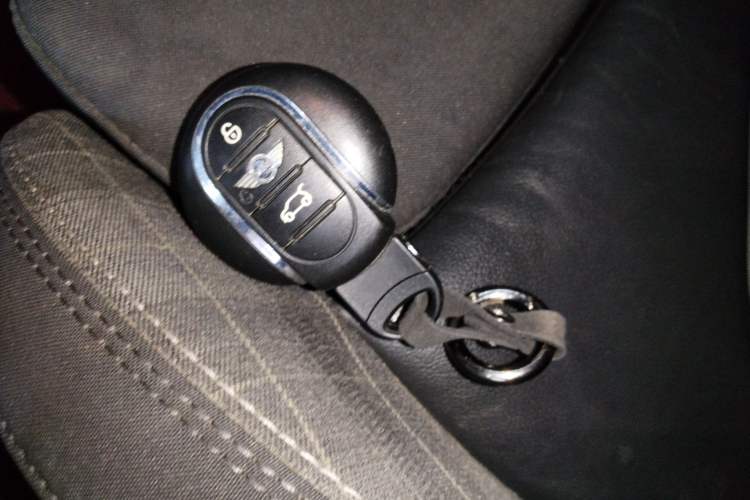 Used MINI MINI 2016 1.5T COOPER Five-Door Edition