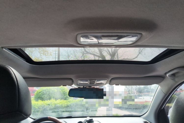 Used Hyundai ix35 2015 2.0L Automatic 2WD Smart Type China IV Headliner