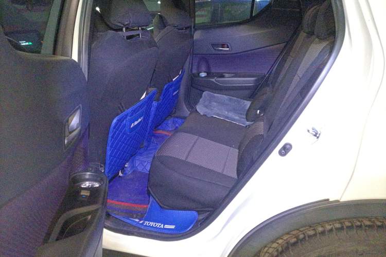 Used Toyota C-HR 2020 2.0L Leading Edition Left Rear Seat