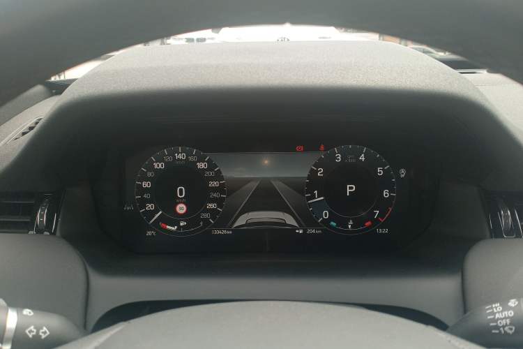 Used Land Rover Discovery Sport 2024 Performance Tech Edition Instrument Cluster