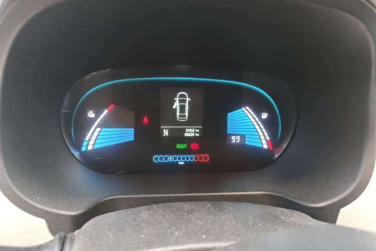 Used JAC iEV 2015 iEV5
