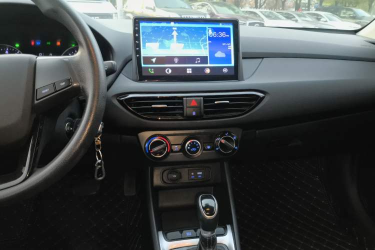 Used Hyundai Celesta 2018 1.6L Automatic GL Enjoyment Version China V Standard