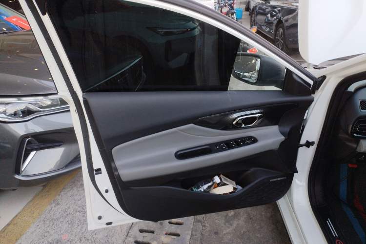 Used GAC Trumpchi EMPOW 2023 270T DCT J15 Version